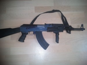 AK 47 tactical 2.jpg
